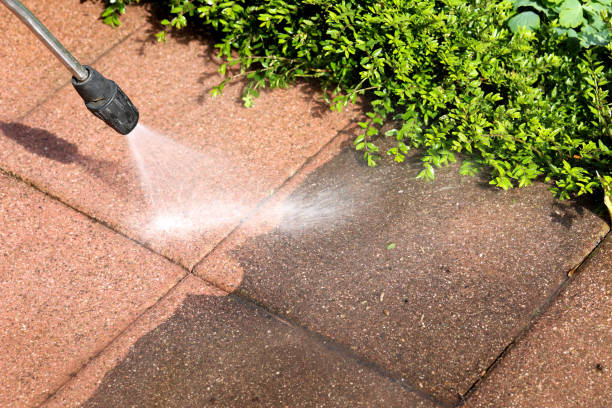 Why Choose Our Certified Pressure Washing Experts for Your Project Needs in Enumclaw, WA?